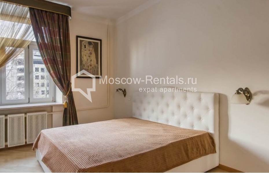 Photo #10 4-room (3 BR) apartment for <a href="http://moscow-rentals.ru/en/articles/long-term-rent" target="_blank">a long-term</a> rent
 in Russia, Moscow, Profsoyuznaya str, 5/9