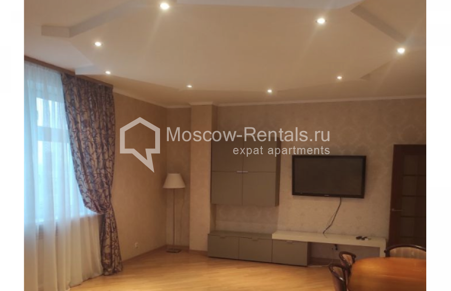 Photo #10 4-room (3 BR) apartment for <a href="http://moscow-rentals.ru/en/articles/long-term-rent" target="_blank">a long-term</a> rent
 in Russia, Moscow, Nakhimovskyi prosp, 56