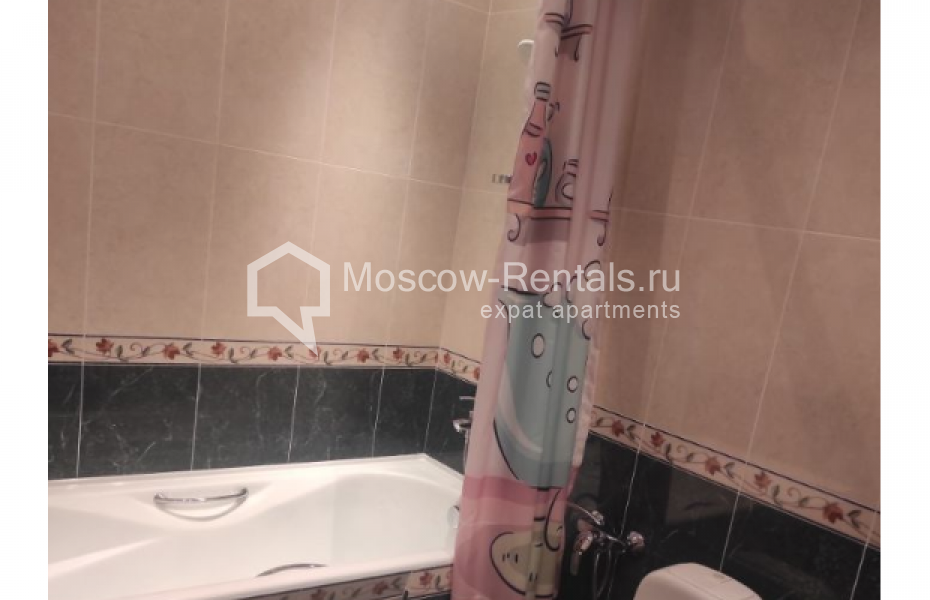 Photo #18 4-room (3 BR) apartment for <a href="http://moscow-rentals.ru/en/articles/long-term-rent" target="_blank">a long-term</a> rent
 in Russia, Moscow, Nakhimovskyi prosp, 56
