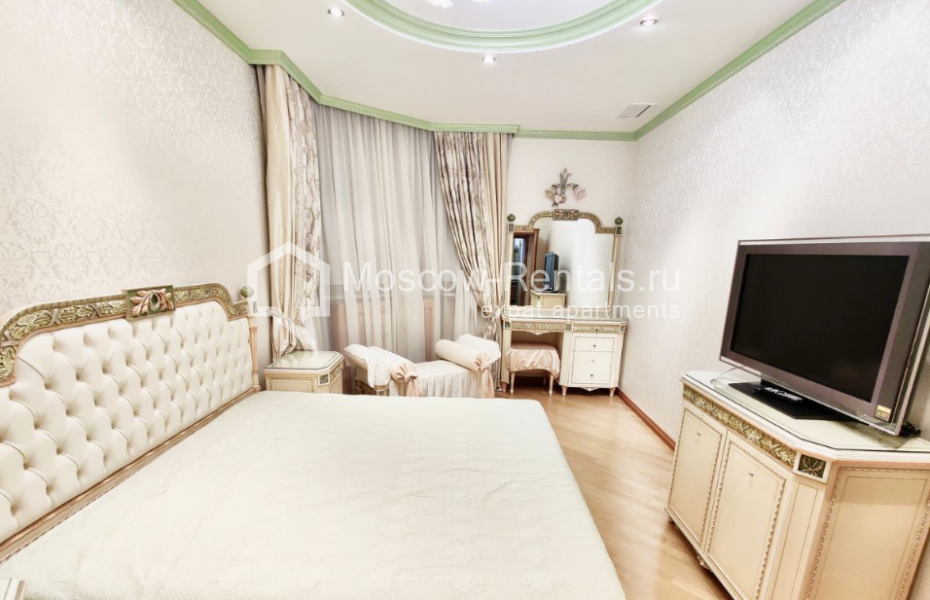 Photo #8 4-room (3 BR) apartment for <a href="http://moscow-rentals.ru/en/articles/long-term-rent" target="_blank">a long-term</a> rent
 in Russia, Moscow, Novocheremushinskaya str, 44К3