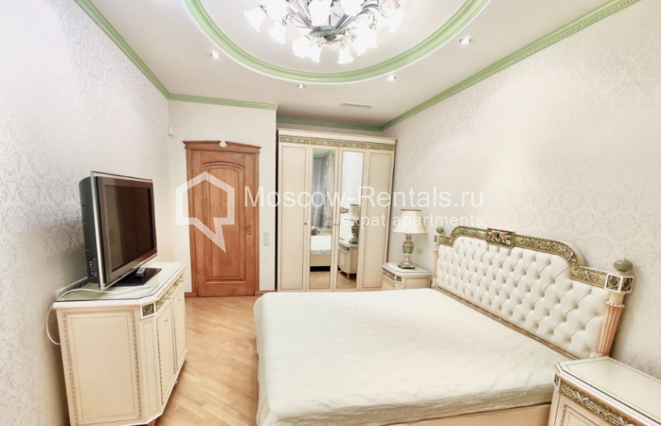 Photo #9 4-room (3 BR) apartment for <a href="http://moscow-rentals.ru/en/articles/long-term-rent" target="_blank">a long-term</a> rent
 in Russia, Moscow, Novocheremushinskaya str, 44К3