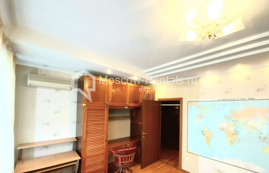 Photo #12 4-room (3 BR) apartment for <a href="http://moscow-rentals.ru/en/articles/long-term-rent" target="_blank">a long-term</a> rent
 in Russia, Moscow, Arkhitektora Vlasova str, 20