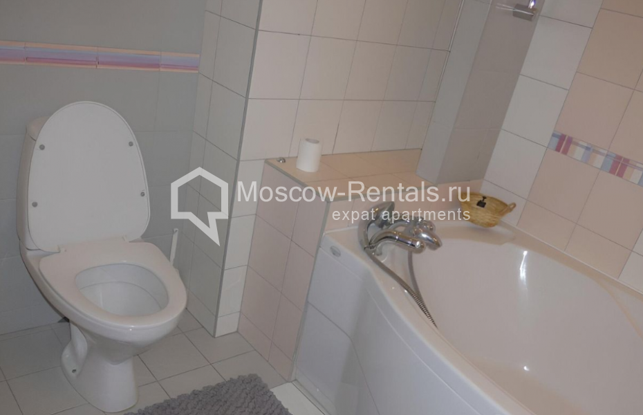 Photo #18 4-room (3 BR) apartment for <a href="http://moscow-rentals.ru/en/articles/long-term-rent" target="_blank">a long-term</a> rent
 in Russia, Moscow, Arkhitektora Vlasova str, 20