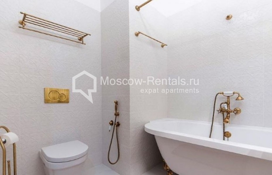 Photo #17 3-room (2 BR) apartment for <a href="http://moscow-rentals.ru/en/articles/long-term-rent" target="_blank">a long-term</a> rent
 in Russia, Moscow, Tverskaya str, 29К2