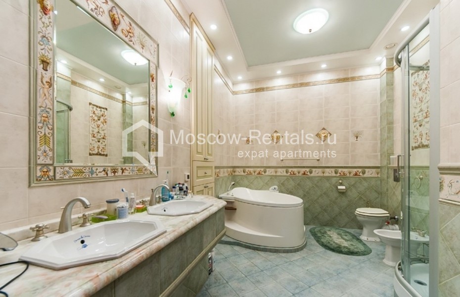 Photo #6 5-room (4 BR) apartment for <a href="http://moscow-rentals.ru/en/articles/long-term-rent" target="_blank">a long-term</a> rent
 in Russia, Moscow, Bolshoi Levshinsky lane, 11