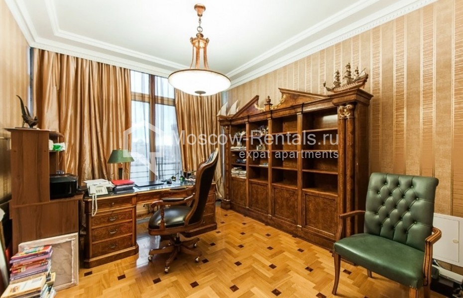 Photo #9 5-room (4 BR) apartment for <a href="http://moscow-rentals.ru/en/articles/long-term-rent" target="_blank">a long-term</a> rent
 in Russia, Moscow, Bolshoi Levshinsky lane, 11