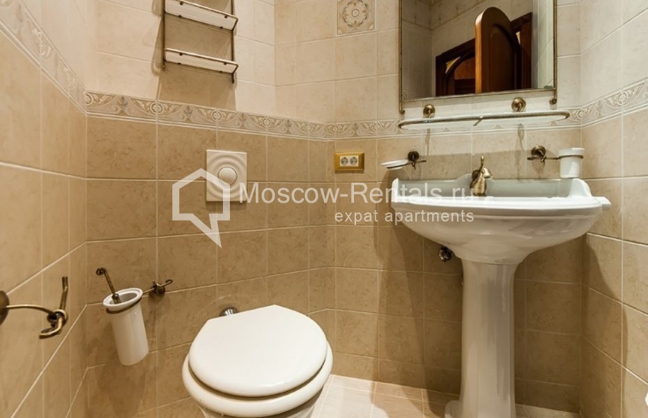 Photo #15 5-room (4 BR) apartment for <a href="http://moscow-rentals.ru/en/articles/long-term-rent" target="_blank">a long-term</a> rent
 in Russia, Moscow, Bolshoi Levshinsky lane, 11