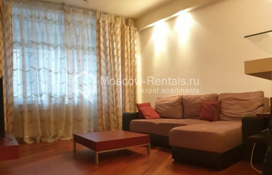 Photo #1 3-room (2 BR) apartment for <a href="http://moscow-rentals.ru/en/articles/long-term-rent" target="_blank">a long-term</a> rent
 in Russia, Moscow, Klimashkina str, 19