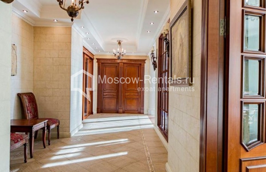 Photo #18 3-room (2 BR) apartment for <a href="http://moscow-rentals.ru/en/articles/long-term-rent" target="_blank">a long-term</a> rent
 in Russia, Moscow, Komsomolskyi prosp, 32