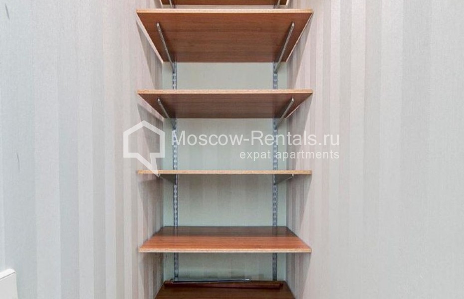 Photo #33 3-room (2 BR) apartment for <a href="http://moscow-rentals.ru/en/articles/long-term-rent" target="_blank">a long-term</a> rent
 in Russia, Moscow, Komsomolskyi prosp, 32