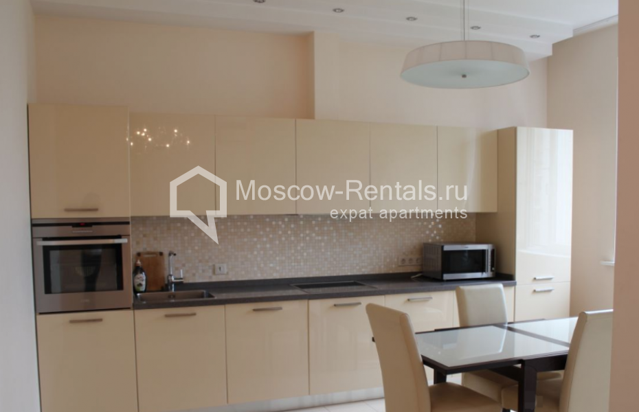 Photo #3 2-room (1 BR) apartment for <a href="http://moscow-rentals.ru/en/articles/long-term-rent" target="_blank">a long-term</a> rent
 in Russia, Moscow, Akademika Anokhina str, 4К1