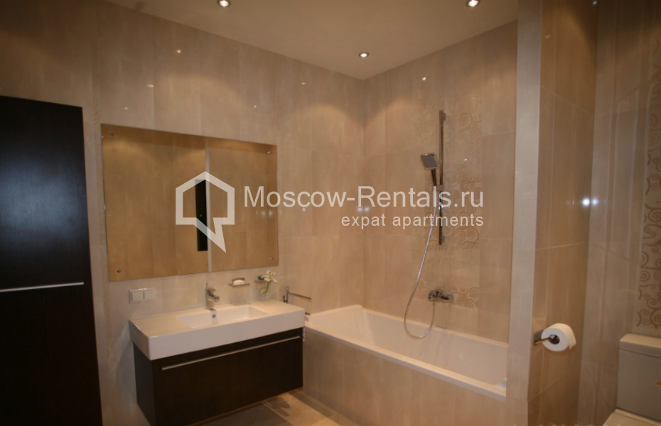 Photo #10 2-room (1 BR) apartment for <a href="http://moscow-rentals.ru/en/articles/long-term-rent" target="_blank">a long-term</a> rent
 in Russia, Moscow, Akademika Anokhina str, 4К1