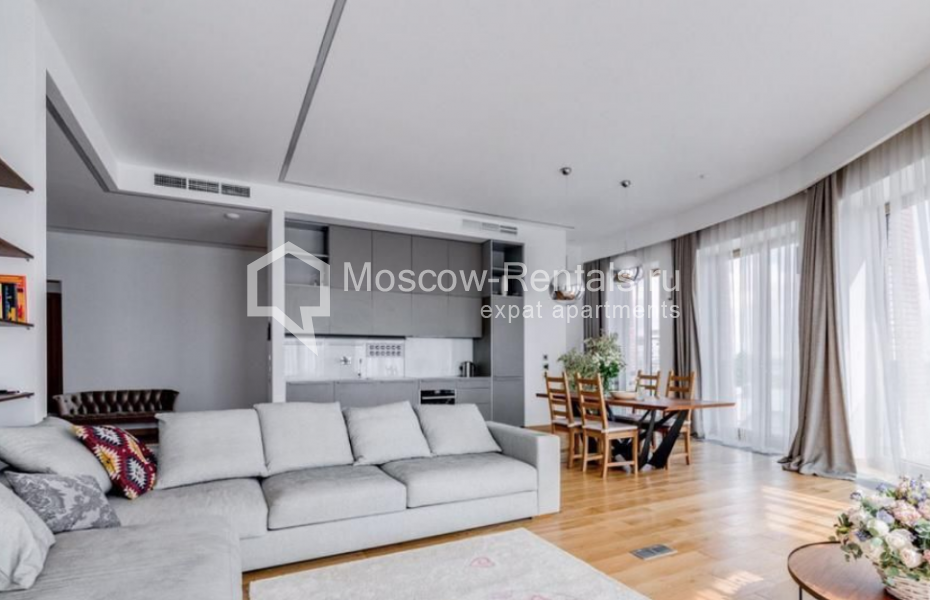 Photo #1 3-room (2 BR) apartment for <a href="http://moscow-rentals.ru/en/articles/long-term-rent" target="_blank">a long-term</a> rent
 in Russia, Moscow, Efremova str, 10с1к4/4