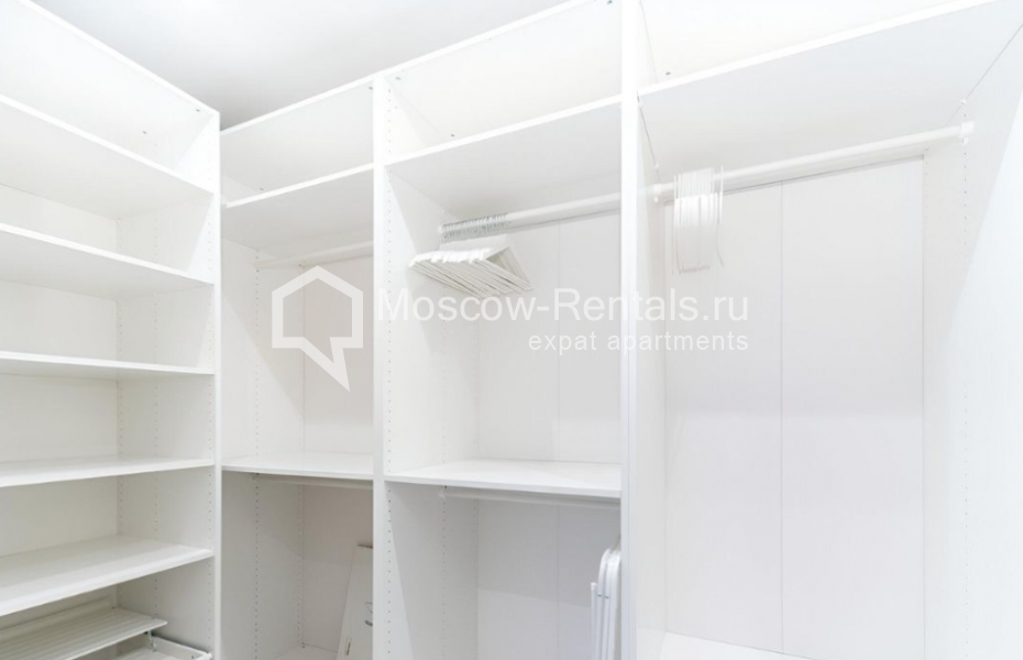 Photo #10 2-room (1 BR) apartment for <a href="http://moscow-rentals.ru/en/articles/long-term-rent" target="_blank">a long-term</a> rent
 in Russia, Moscow, B. Sadovaya str, 5к1