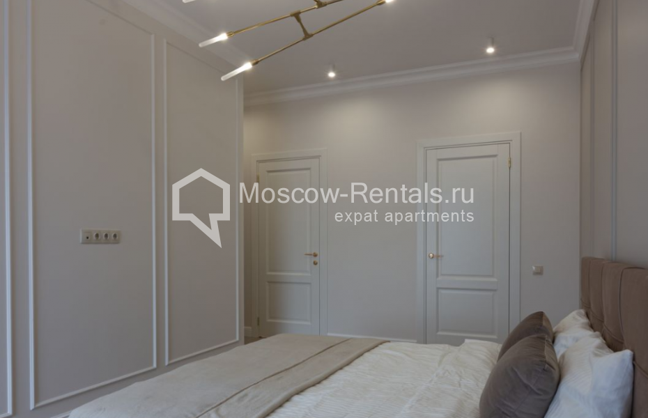 Photo #9 3-room (2 BR) apartment for <a href="http://moscow-rentals.ru/en/articles/long-term-rent" target="_blank">a long-term</a> rent
 in Russia, Moscow, M. Bronnaya str, 23С2