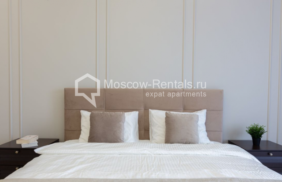 Photo #10 3-room (2 BR) apartment for <a href="http://moscow-rentals.ru/en/articles/long-term-rent" target="_blank">a long-term</a> rent
 in Russia, Moscow, M. Bronnaya str, 23С2