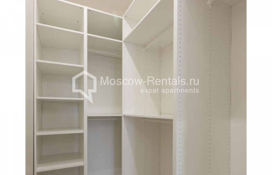 Photo #13 3-room (2 BR) apartment for <a href="http://moscow-rentals.ru/en/articles/long-term-rent" target="_blank">a long-term</a> rent
 in Russia, Moscow, M. Bronnaya str, 23С2