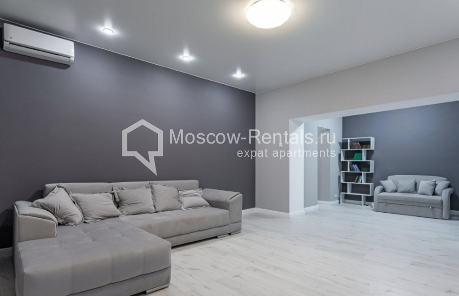 Photo #1 3-room (2 BR) apartment for <a href="http://moscow-rentals.ru/en/articles/long-term-rent" target="_blank">a long-term</a> rent
 in Russia, Moscow, Ermolaevskyi lane, 8