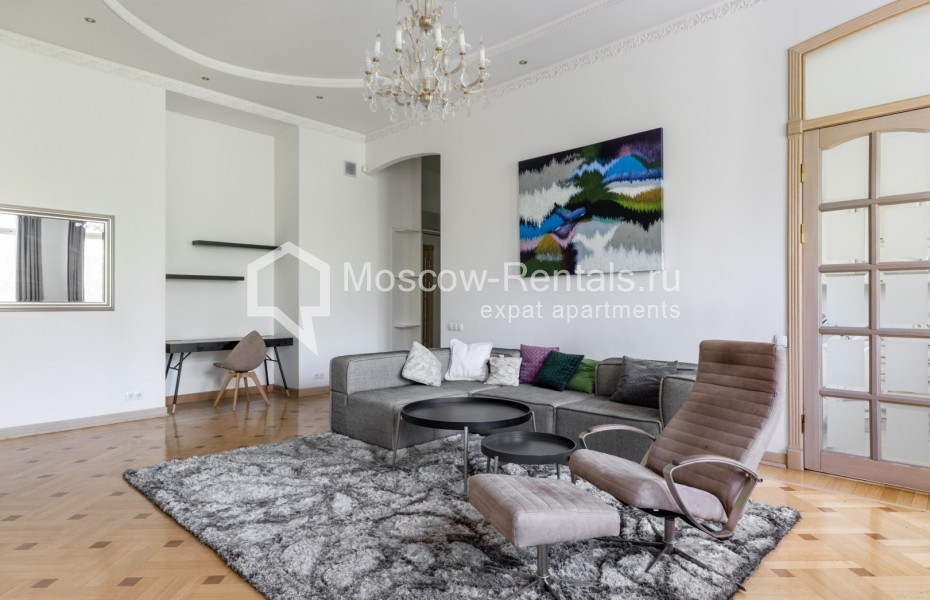Photo #3 2-room (1 BR) apartment for <a href="http://moscow-rentals.ru/en/articles/long-term-rent" target="_blank">a long-term</a> rent
 in Russia, Moscow, Povarskaya str, 29/36С1