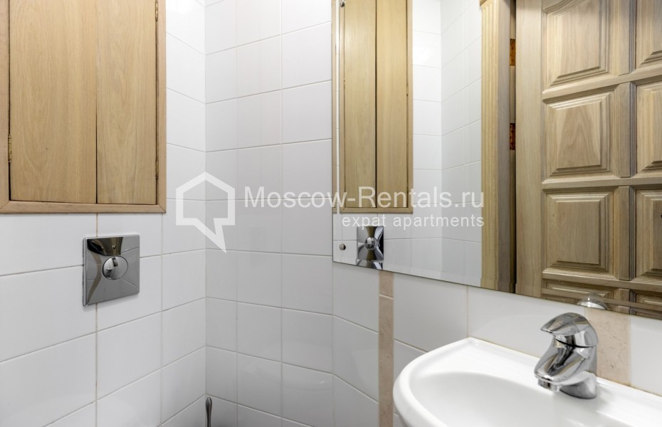 Photo #12 2-room (1 BR) apartment for <a href="http://moscow-rentals.ru/en/articles/long-term-rent" target="_blank">a long-term</a> rent
 in Russia, Moscow, Povarskaya str, 29/36С1