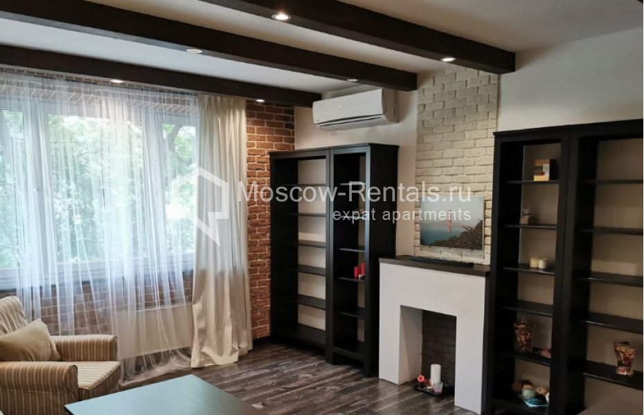 Photo #2 3-room (2 BR) apartment for <a href="http://moscow-rentals.ru/en/articles/long-term-rent" target="_blank">a long-term</a> rent
 in Russia, Moscow, 3rd Yamskogo Polya, 17