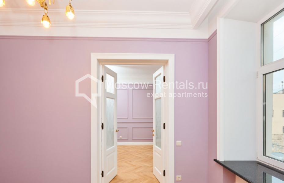 Photo #6 3-room (2 BR) apartment for <a href="http://moscow-rentals.ru/en/articles/long-term-rent" target="_blank">a long-term</a> rent
 in Russia, Moscow, Petrovka str, 17С3