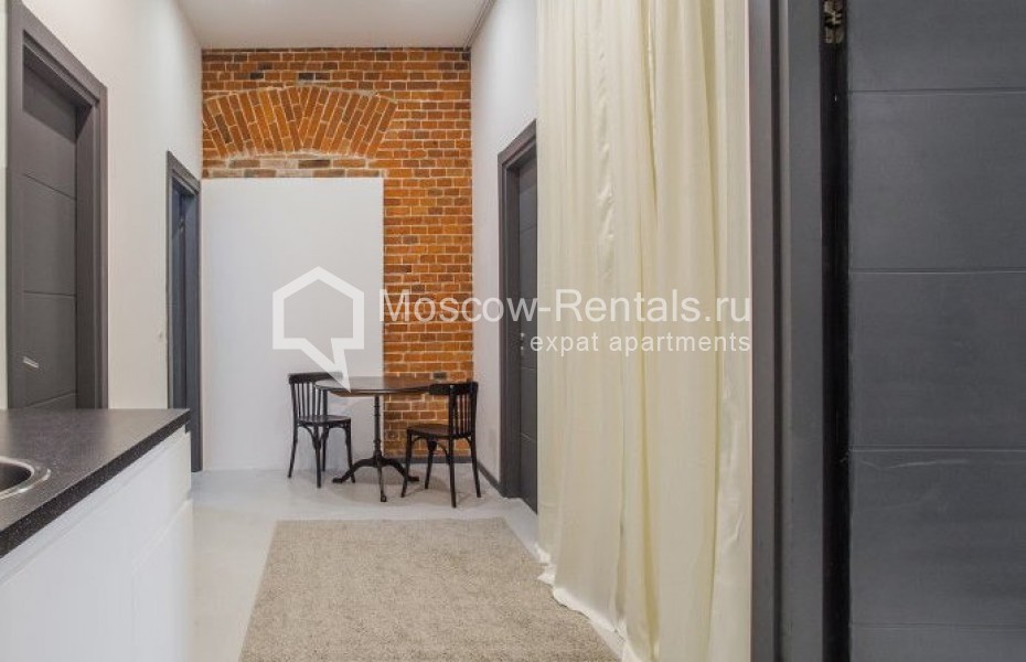 Photo #3 2-room (1 BR) apartment for <a href="http://moscow-rentals.ru/en/articles/long-term-rent" target="_blank">a long-term</a> rent
 in Russia, Moscow, Myasnitskaya str, 24/7С3