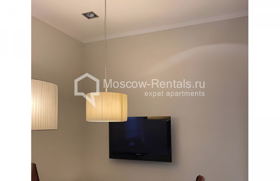 Photo #6 2-room (1 BR) apartment for <a href="http://moscow-rentals.ru/en/articles/long-term-rent" target="_blank">a long-term</a> rent
 in Russia, Moscow, Spiridonovka str, 19