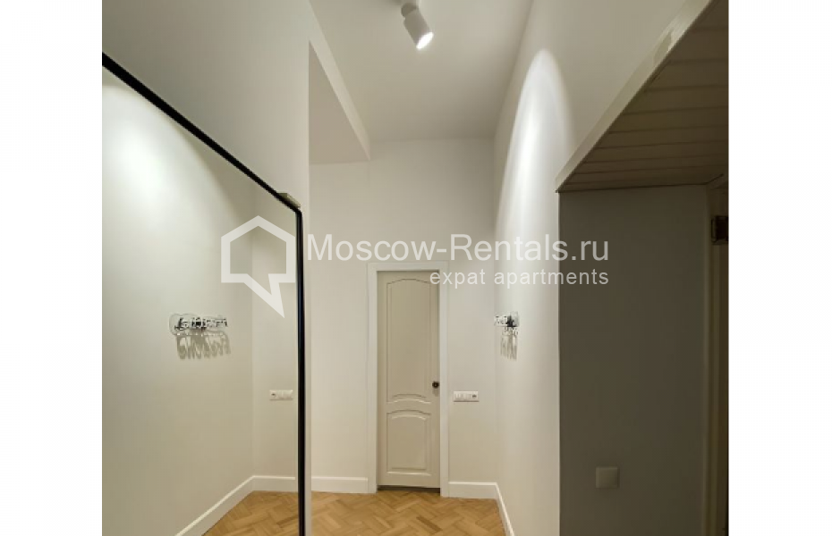Photo #8 2-room (1 BR) apartment for <a href="http://moscow-rentals.ru/en/articles/long-term-rent" target="_blank">a long-term</a> rent
 in Russia, Moscow, Spiridonovka str, 19