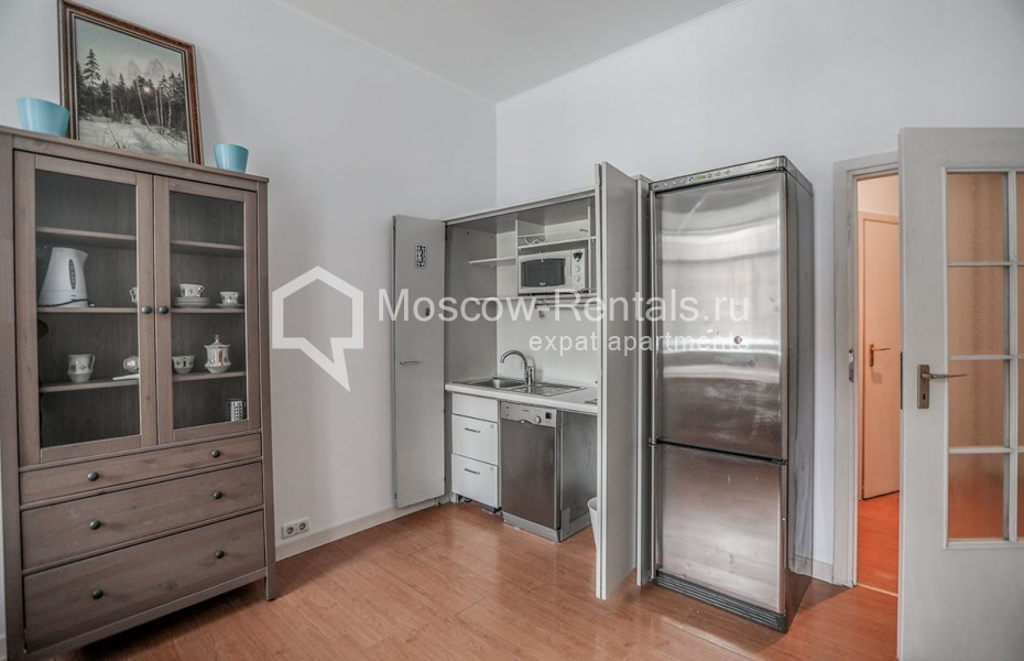 Photo #1 2-room (1 BR) apartment for <a href="http://moscow-rentals.ru/en/articles/long-term-rent" target="_blank">a long-term</a> rent
 in Russia, Moscow, Plushchikha str, 20к2
