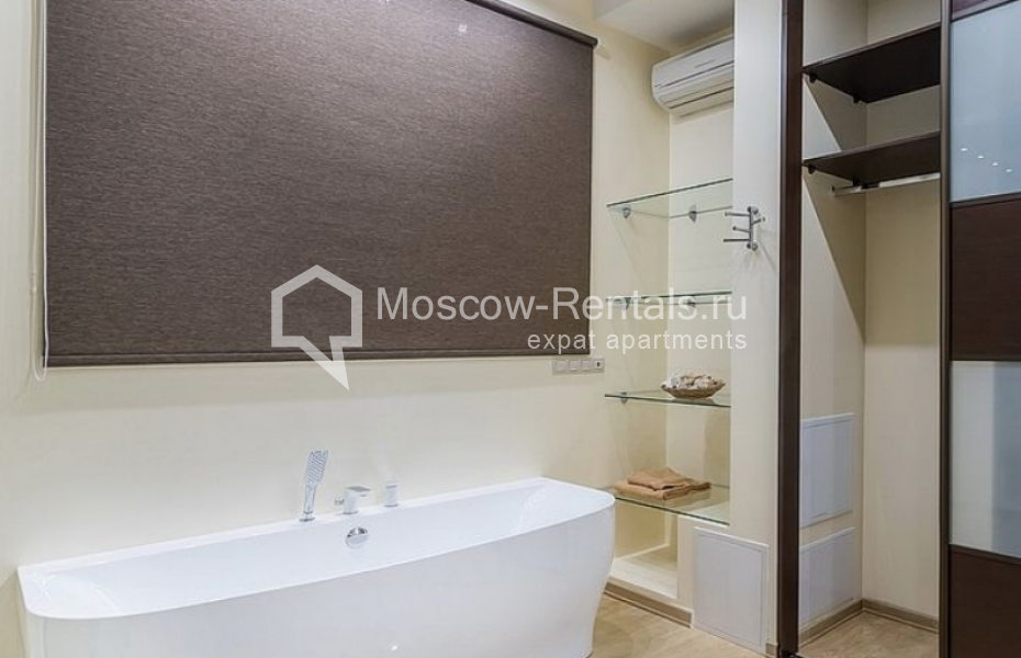 Photo #13 3-room (2 BR) apartment for <a href="http://moscow-rentals.ru/en/articles/long-term-rent" target="_blank">a long-term</a> rent
 in Russia, Moscow, B. Bronnaya str, 19
