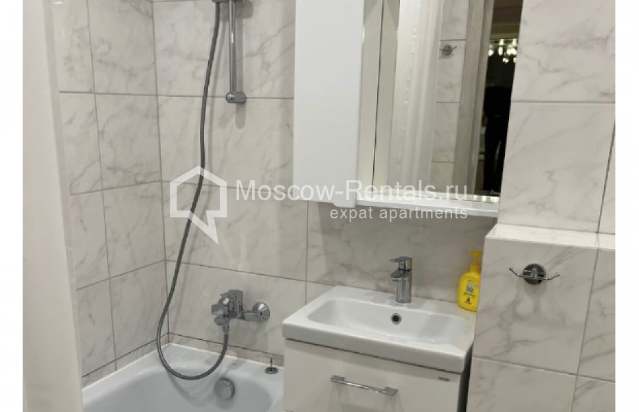 Photo #10 2-room (1 BR) apartment for <a href="http://moscow-rentals.ru/en/articles/long-term-rent" target="_blank">a long-term</a> rent
 in Russia, Moscow, Podsosenskyi lane, 8АС2