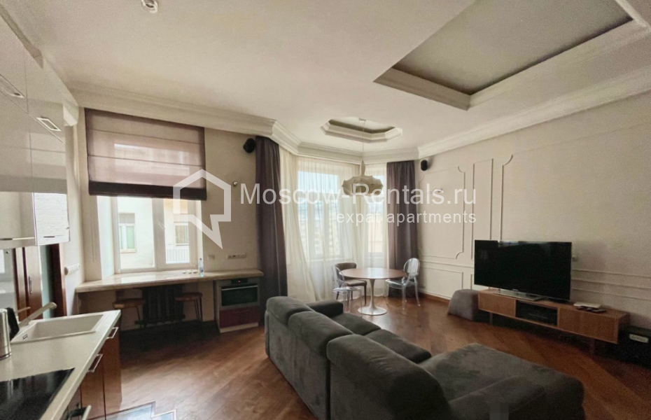 Photo #2 2-room (1 BR) apartment for <a href="http://moscow-rentals.ru/en/articles/long-term-rent" target="_blank">a long-term</a> rent
 in Russia, Moscow, M. Kazennyi lane, 12С2