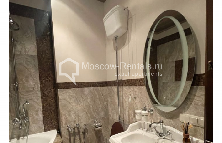 Photo #7 2-room (1 BR) apartment for <a href="http://moscow-rentals.ru/en/articles/long-term-rent" target="_blank">a long-term</a> rent
 in Russia, Moscow, M. Kazennyi lane, 12С2