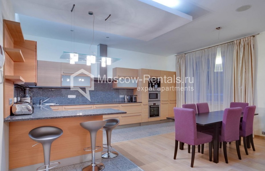 Photo #1 5-room (4 BR) apartment for <a href="http://moscow-rentals.ru/en/articles/long-term-rent" target="_blank">a long-term</a> rent
 in Russia, Moscow, 1st Smolensky lane, 17