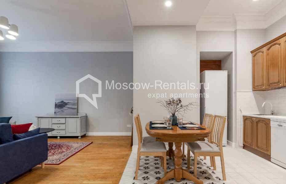 Photo #7 4-room (3 BR) apartment for <a href="http://moscow-rentals.ru/en/articles/long-term-rent" target="_blank">a long-term</a> rent
 in Russia, Moscow, M. Dmirovka str, 29С1