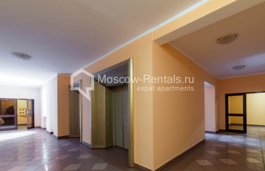 Photo #18 3-room (2 BR) apartment for <a href="http://moscow-rentals.ru/en/articles/long-term-rent" target="_blank">a long-term</a> rent
 in Russia, Moscow, M. Dmitrovka str, 15