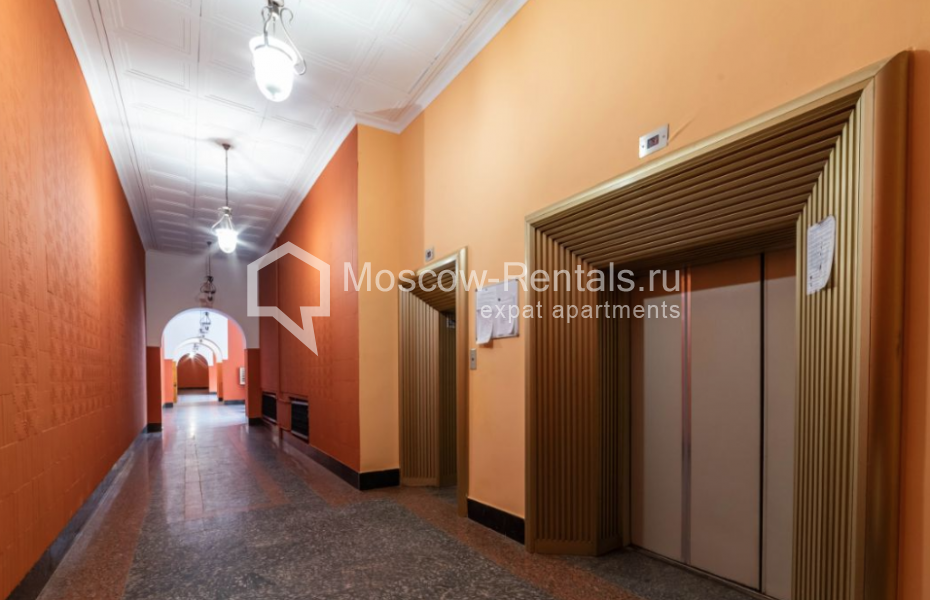 Photo #19 3-room (2 BR) apartment for <a href="http://moscow-rentals.ru/en/articles/long-term-rent" target="_blank">a long-term</a> rent
 in Russia, Moscow, M. Dmitrovka str, 15
