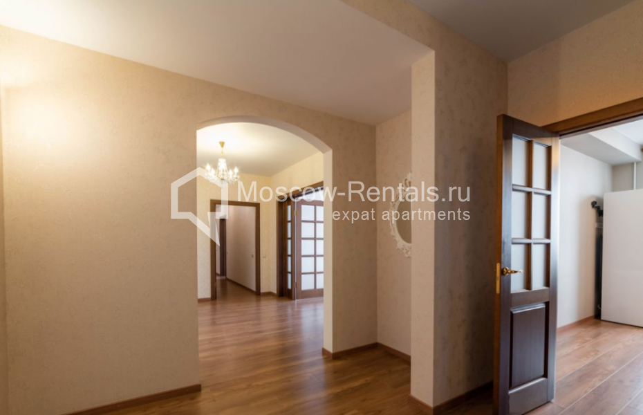 Photo #1 3-room (2 BR) apartment for <a href="http://moscow-rentals.ru/en/articles/long-term-rent" target="_blank">a long-term</a> rent
 in Russia, Moscow, M. Dmitrovka str, 15