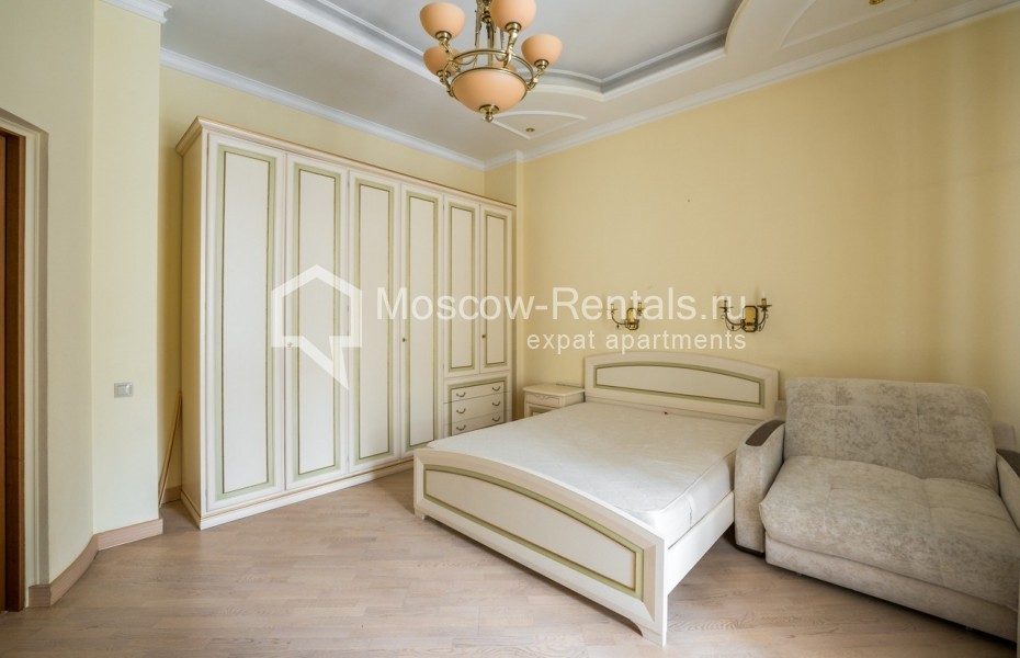 Photo #15 4-room (3 BR) apartment for <a href="http://moscow-rentals.ru/en/articles/long-term-rent" target="_blank">a long-term</a> rent
 in Russia, Moscow, Gogolevskyi blv, 29