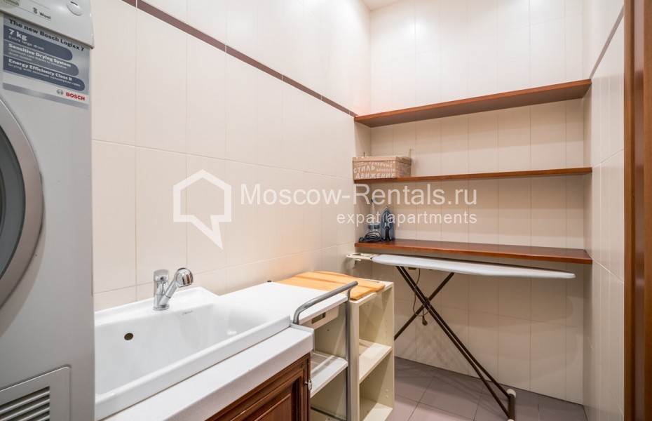 Photo #26 4-room (3 BR) apartment for <a href="http://moscow-rentals.ru/en/articles/long-term-rent" target="_blank">a long-term</a> rent
 in Russia, Moscow, Gogolevskyi blv, 29