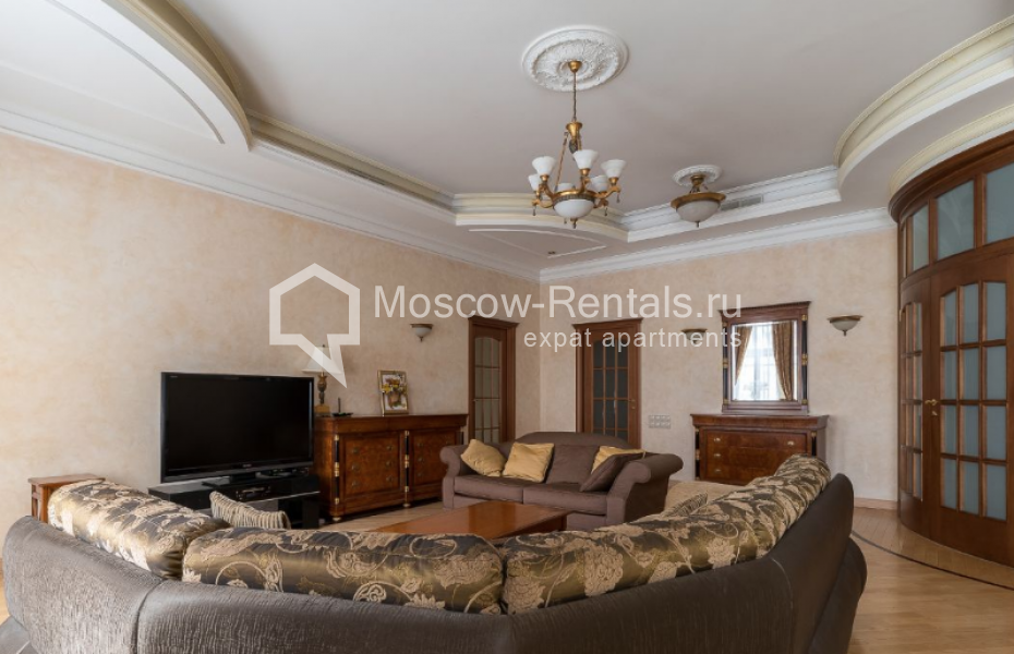 Photo #6 4-room (3 BR) apartment for <a href="http://moscow-rentals.ru/en/articles/long-term-rent" target="_blank">a long-term</a> rent
 in Russia, Moscow, Gogolevskyi blv, 29