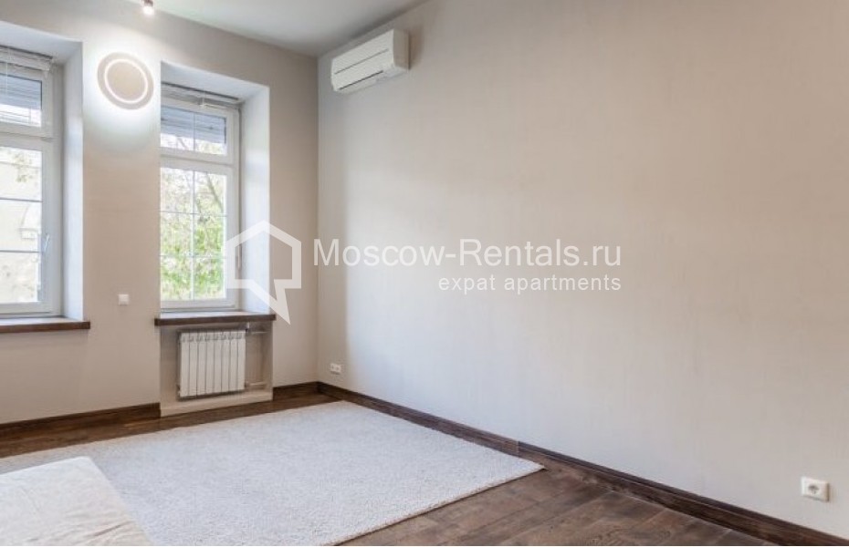 Photo #10 3-room (2 BR) apartment for <a href="http://moscow-rentals.ru/en/articles/long-term-rent" target="_blank">a long-term</a> rent
 in Russia, Moscow, Trubnikovskyi lane, 30С3
