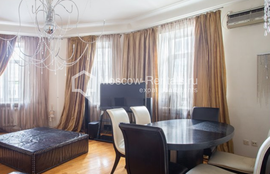 Photo #4 3-room (2 BR) apartment for <a href="http://moscow-rentals.ru/en/articles/long-term-rent" target="_blank">a long-term</a> rent
 in Russia, Moscow, 1st Smolenskyi lane, 22/10