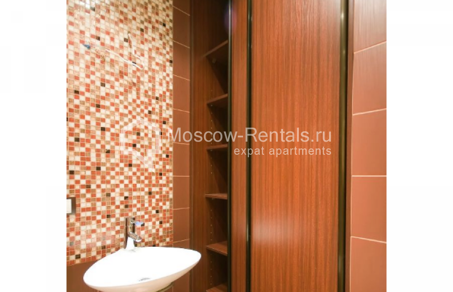Photo #12 2-room (1 BR) apartment for <a href="http://moscow-rentals.ru/en/articles/long-term-rent" target="_blank">a long-term</a> rent
 in Russia, Moscow, Novocheremushinskaya str, 23к3