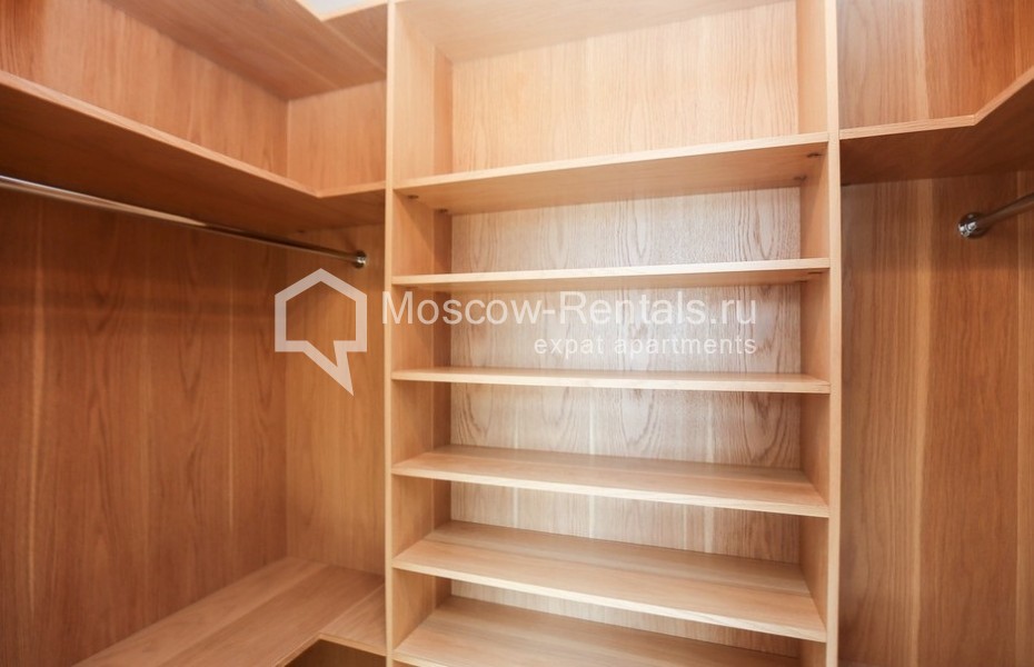Photo #11 7-room (6 BR) apartment for <a href="http://moscow-rentals.ru/en/articles/long-term-rent" target="_blank">a long-term</a> rent
 in Russia, Moscow, Bolshoi Levshinsky lane, 11
