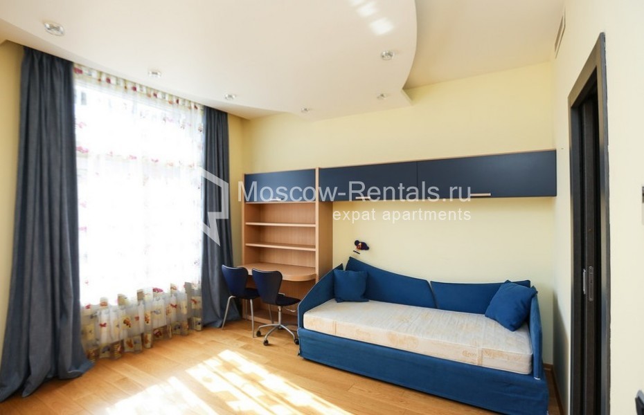 Photo #10 7-room (6 BR) apartment for <a href="http://moscow-rentals.ru/en/articles/long-term-rent" target="_blank">a long-term</a> rent
 in Russia, Moscow, Bolshoi Levshinsky lane, 11
