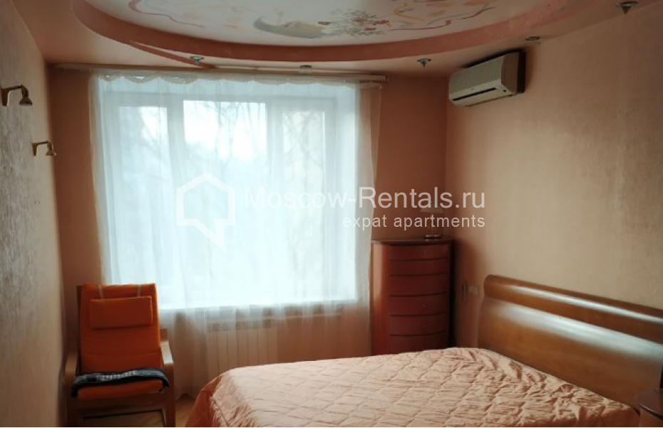 Photo #4 3-room (2 BR) apartment for <a href="http://moscow-rentals.ru/en/articles/long-term-rent" target="_blank">a long-term</a> rent
 in Russia, Moscow, Krasina str, 24/28