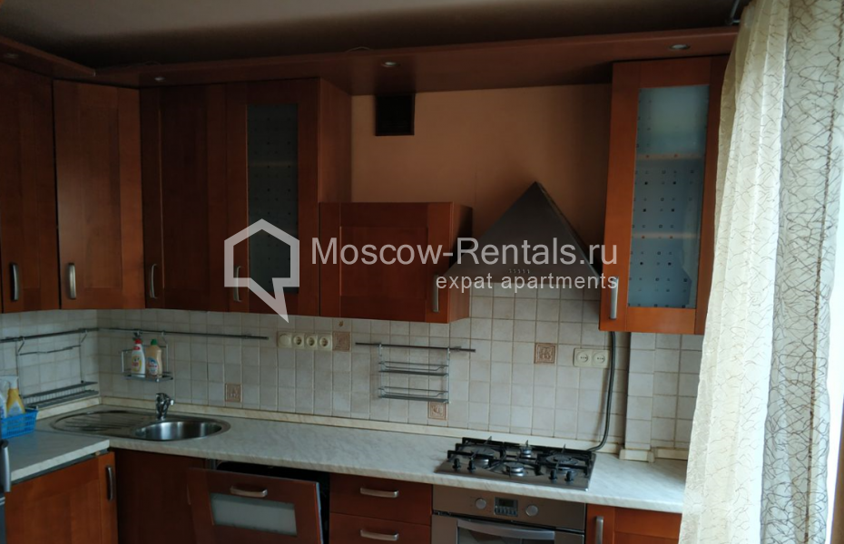 Photo #3 3-room (2 BR) apartment for <a href="http://moscow-rentals.ru/en/articles/long-term-rent" target="_blank">a long-term</a> rent
 in Russia, Moscow, Krasina str, 24/28