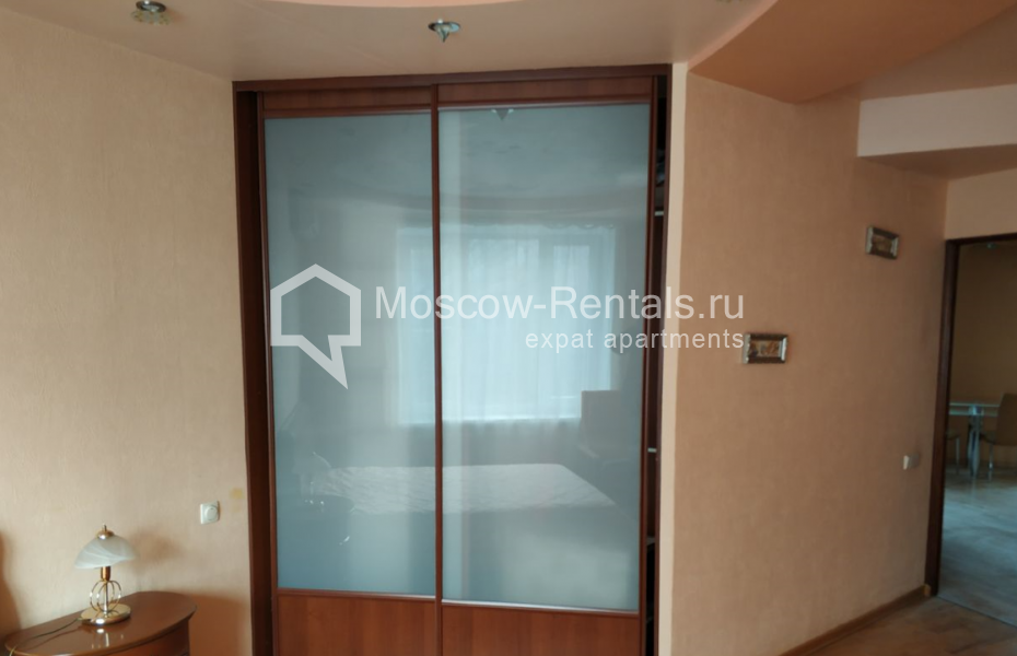 Photo #5 3-room (2 BR) apartment for <a href="http://moscow-rentals.ru/en/articles/long-term-rent" target="_blank">a long-term</a> rent
 in Russia, Moscow, Krasina str, 24/28